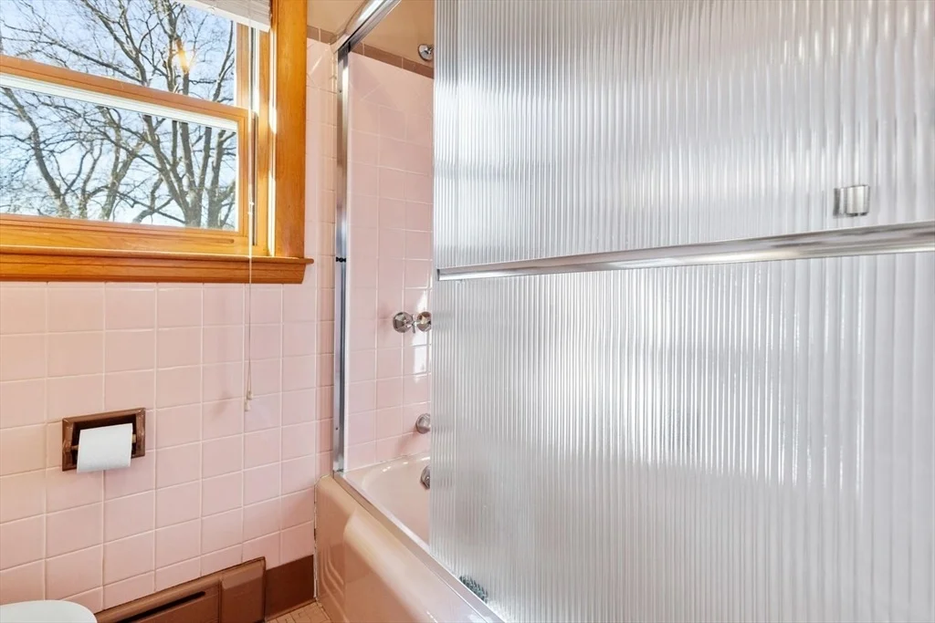 Photo of 14 Meadow Brook Road