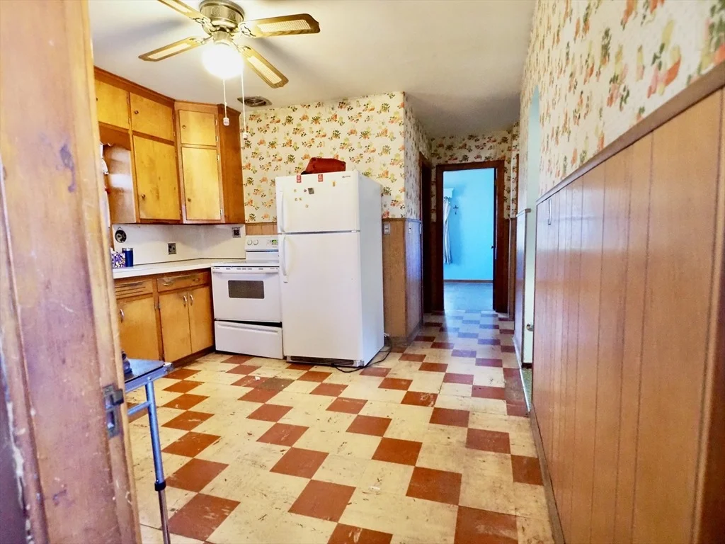 Photo of 52 Marguerite St.