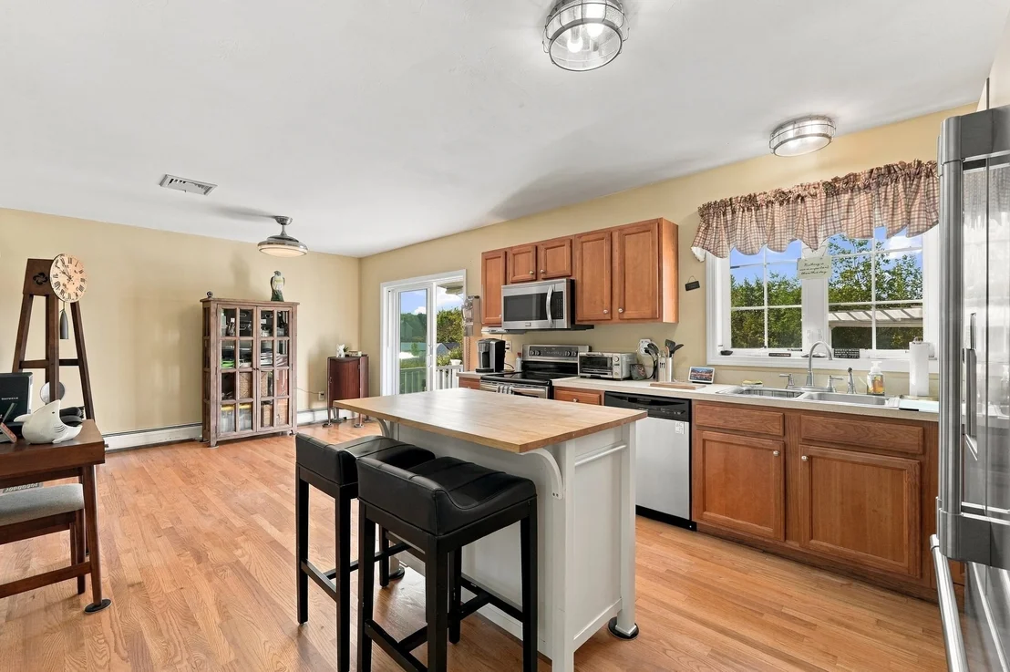 Photo of 761 Council Oak Way