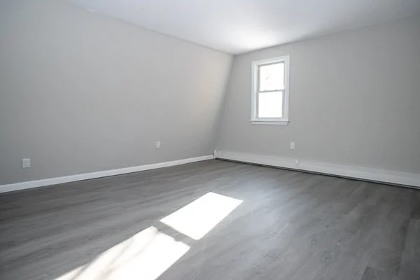 Photo of 10 Boynton St