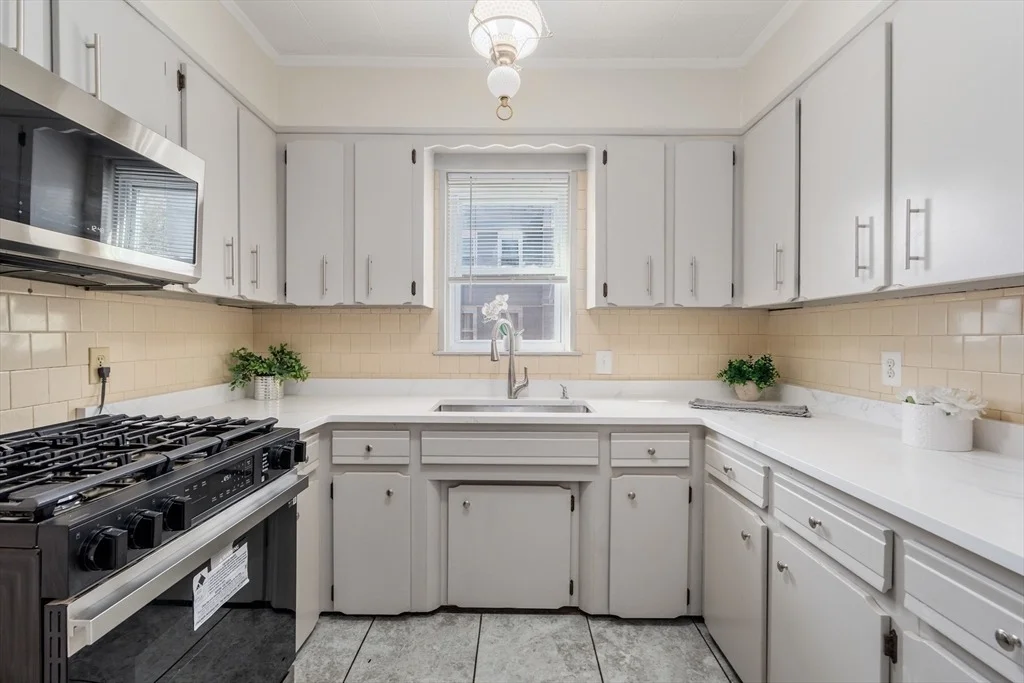 Photo of 155 Grand St