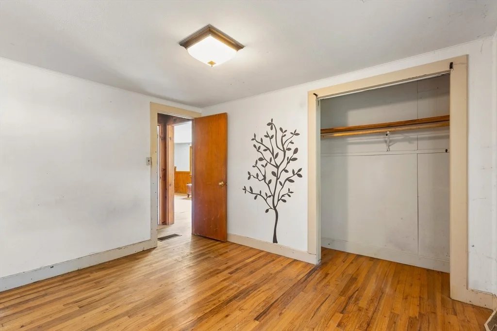 Photo of 6 Elliot Dr