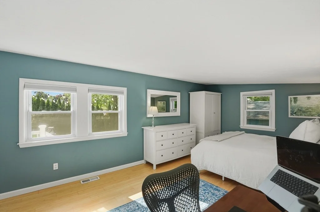 Photo of 12 Pleasant Cir