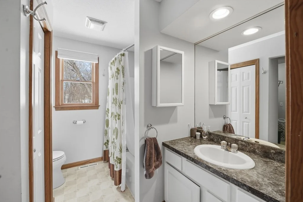 Photo of 66 Penrose Dr
