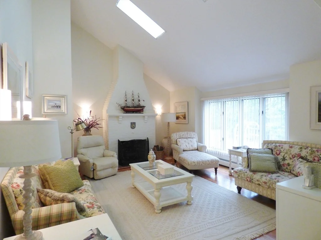 Photo of 14 Lumbert Mill Rd