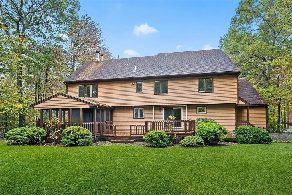 Photo of 417 Birchbark Dr