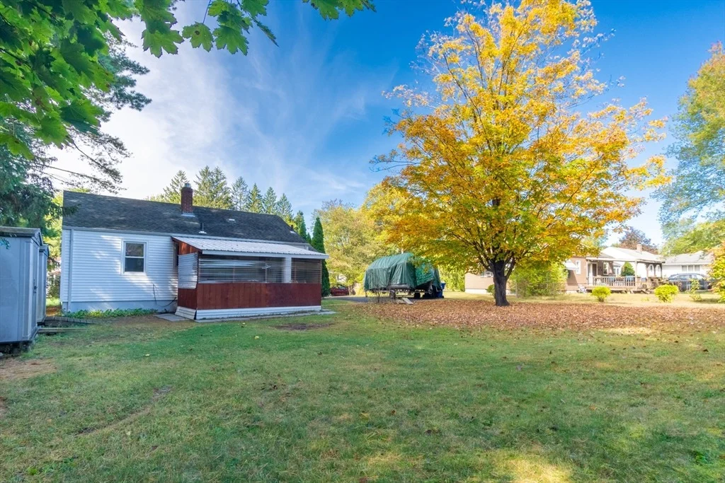 Photo of 21 Meadowlark Ln