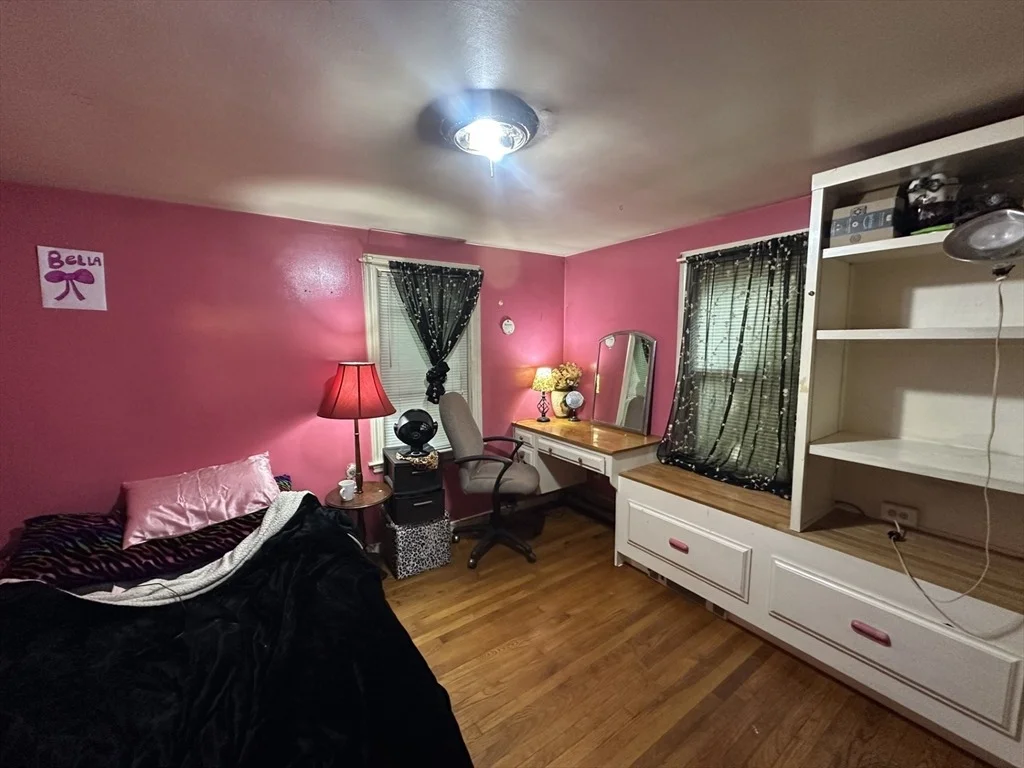 Photo of 19 Granite St