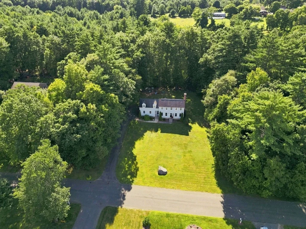 Photo of 30 Sylvan Circle
