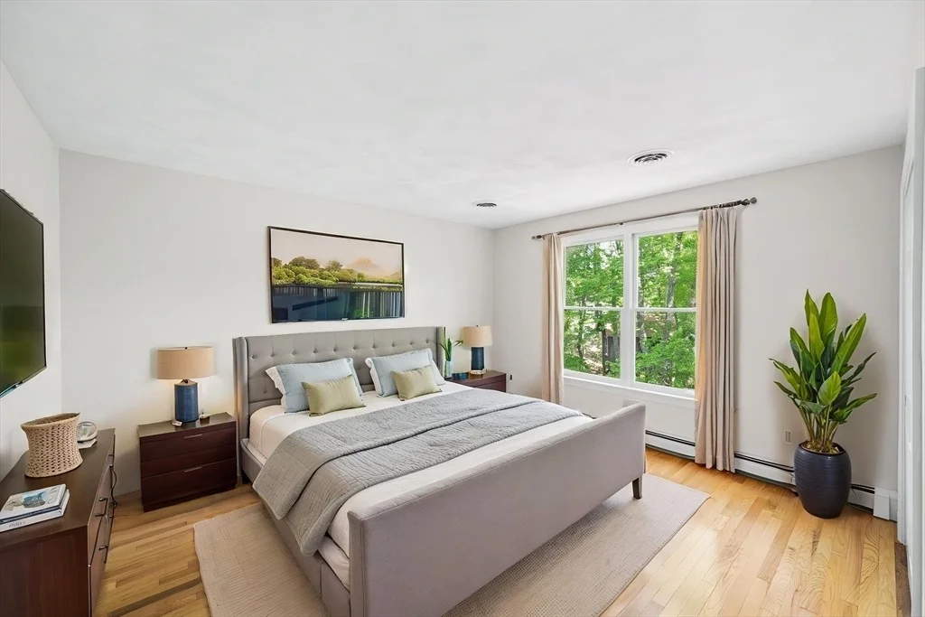 Photo of 4 Skyview Dr