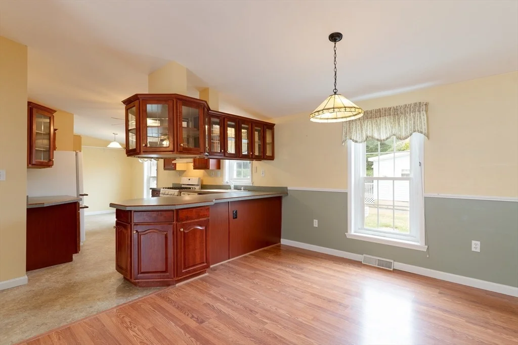 Photo of 18 Fox Run