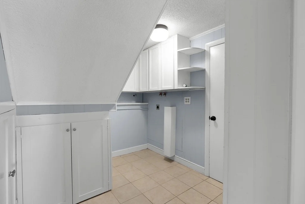 Photo of 7 Dean Cir