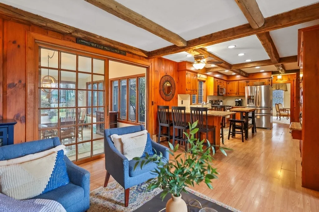 Photo of 15 Cedarcrest Lane