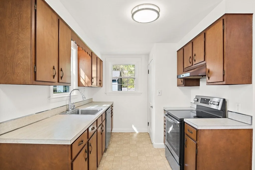 Photo of 33 Sylvan Rd