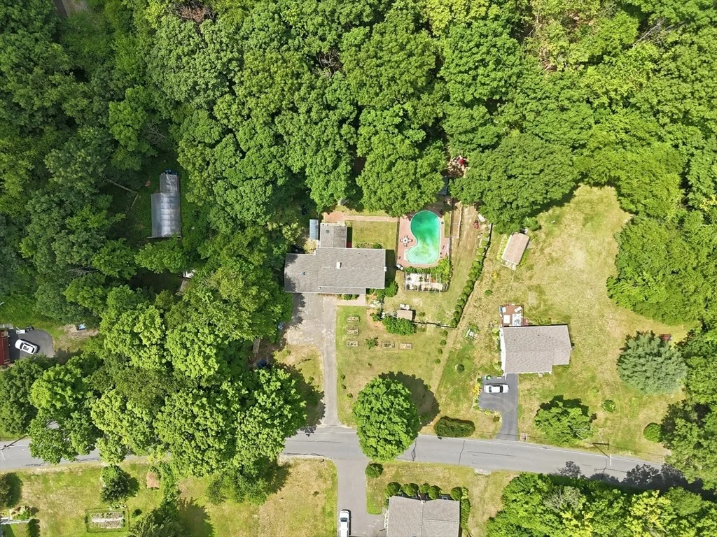 Photo of 75 Blandford Rd