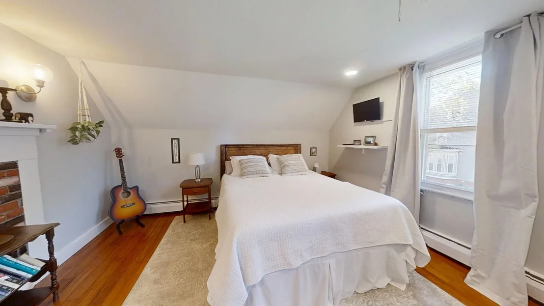 Photo of 54 Whitehall Rd