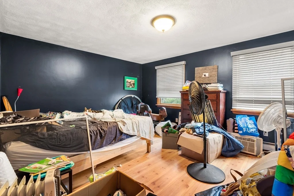 Photo of 8 Windsor Ln