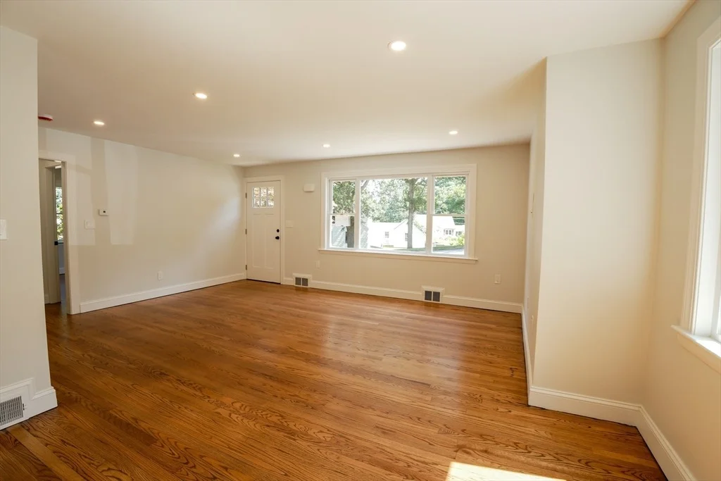Photo of 121 Sylvan Rd