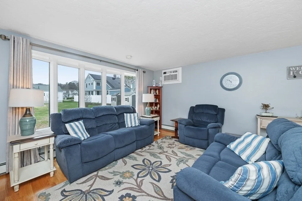 Photo of 10 Shade St