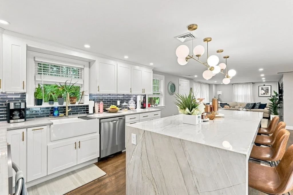 Photo of 161 Summer St