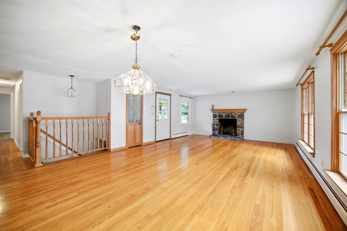 Photo of 2 Drake Lane