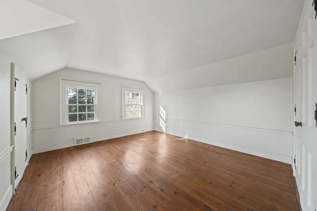 Photo of 18 Winfield Way