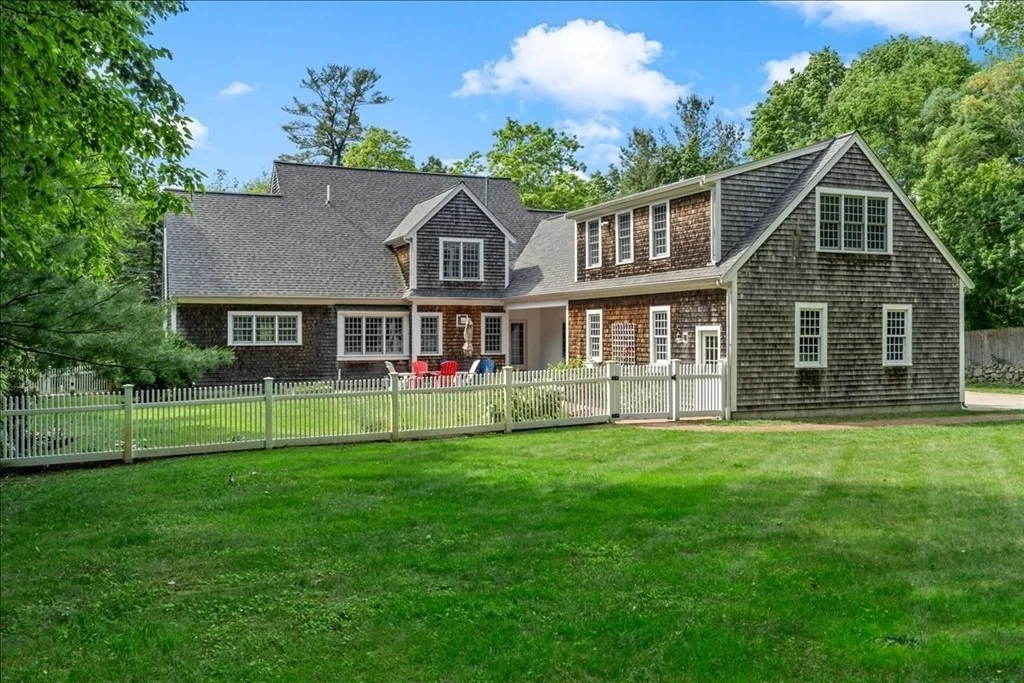 Photo of 144 Stetson Rd