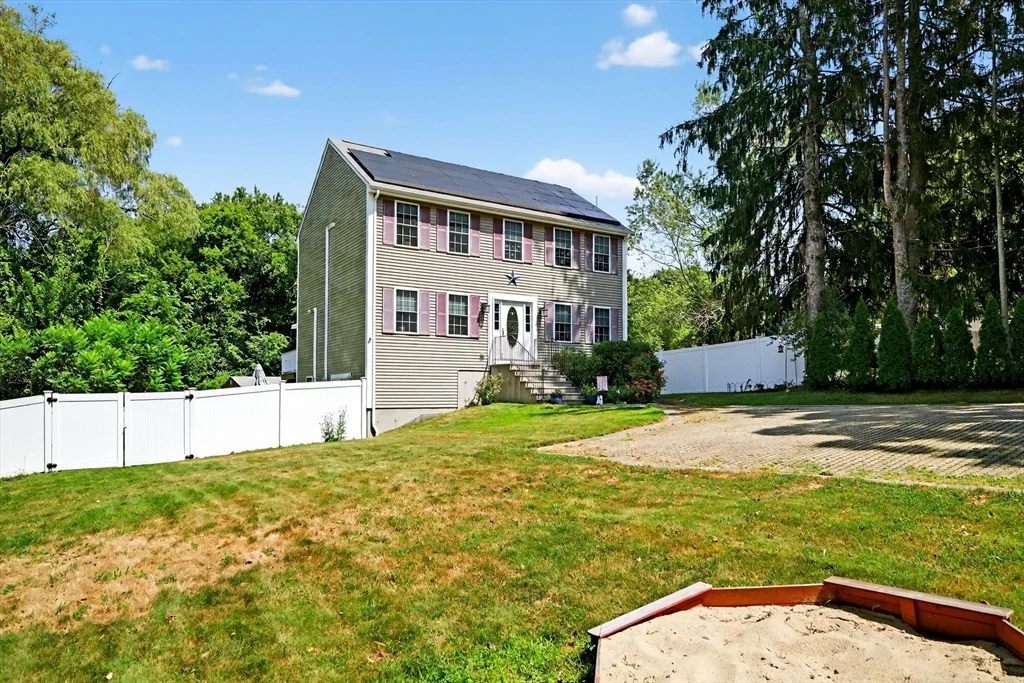 Photo of 175 Old Fall River Rd