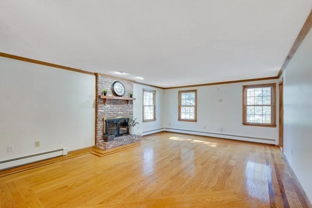 Photo of 360 Forest St
