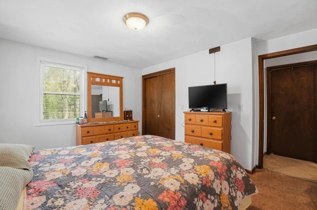 Photo of 6 Bayview Avenue