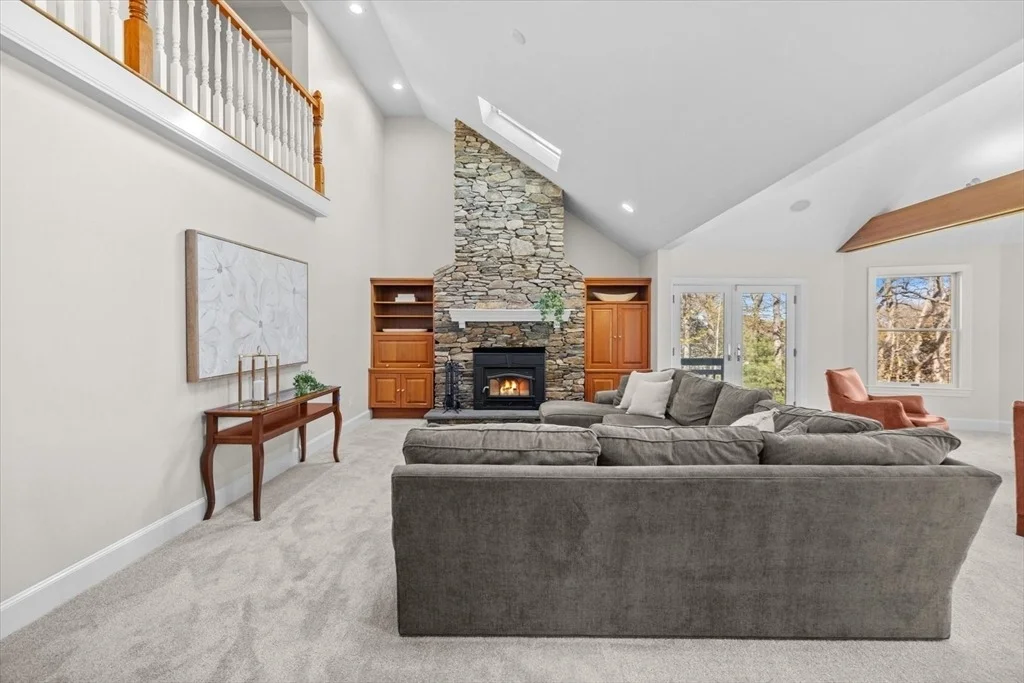 Photo of 10 Fatima Dr