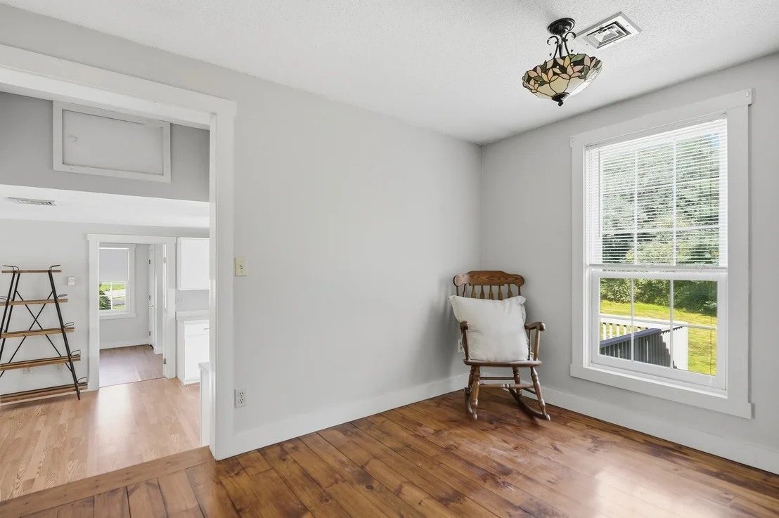 Photo of 355 Tyler St