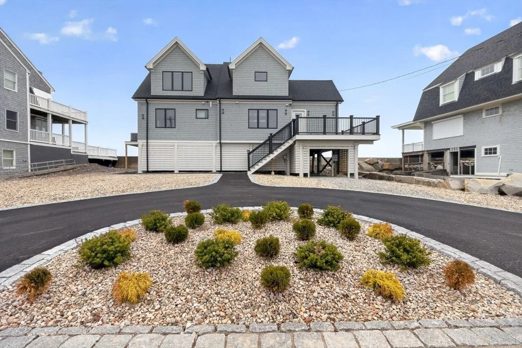Photo of 81 Surfside Road