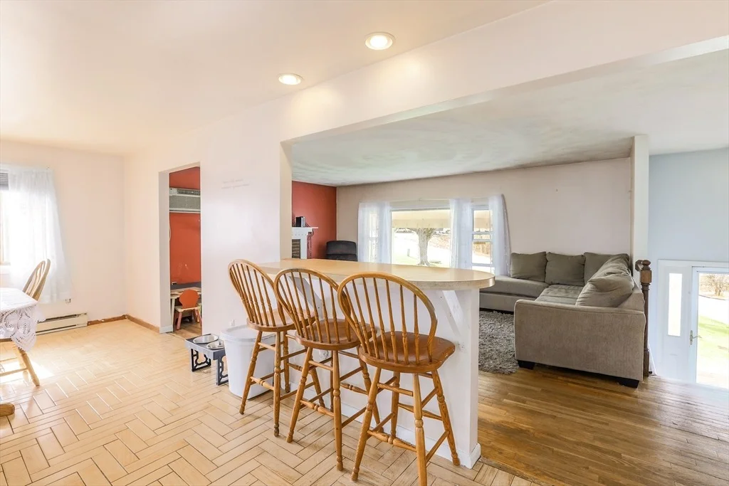 Photo of 6 Lerner Dr