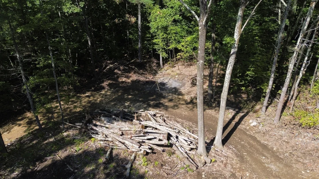 Photo of 170 Davis Rd