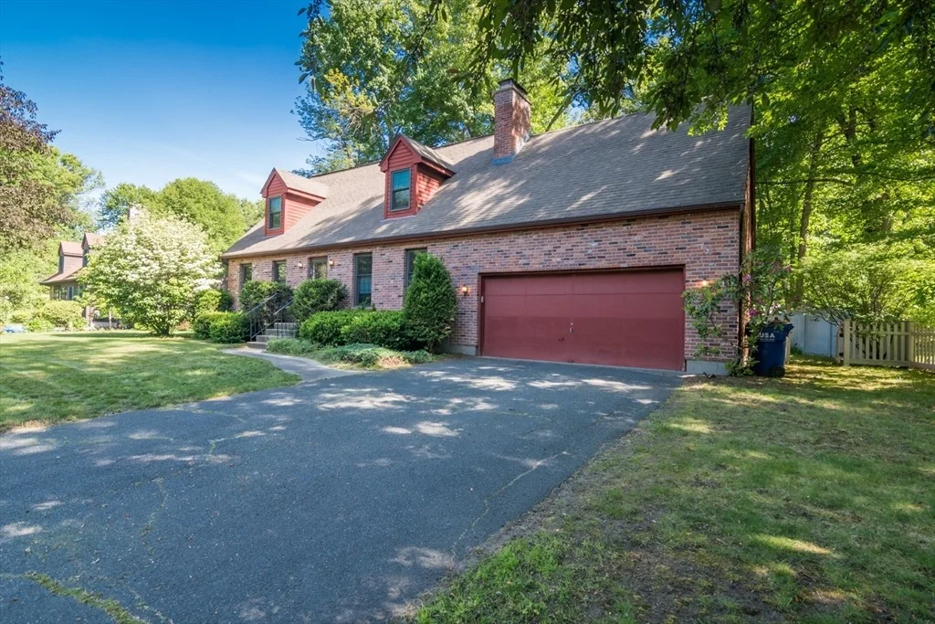 Photo of 13 Carillon Cir