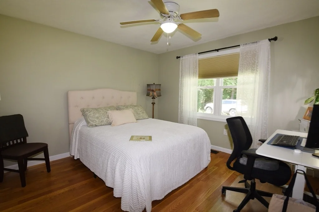 Photo of 34 Thirteenth Ave