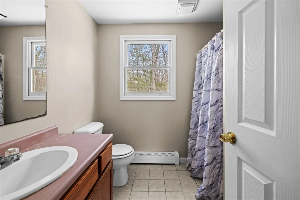 Photo of 220 Alana Dr