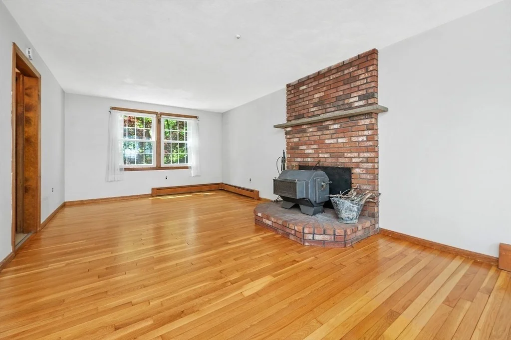 Photo of 64 Hillcrest Road