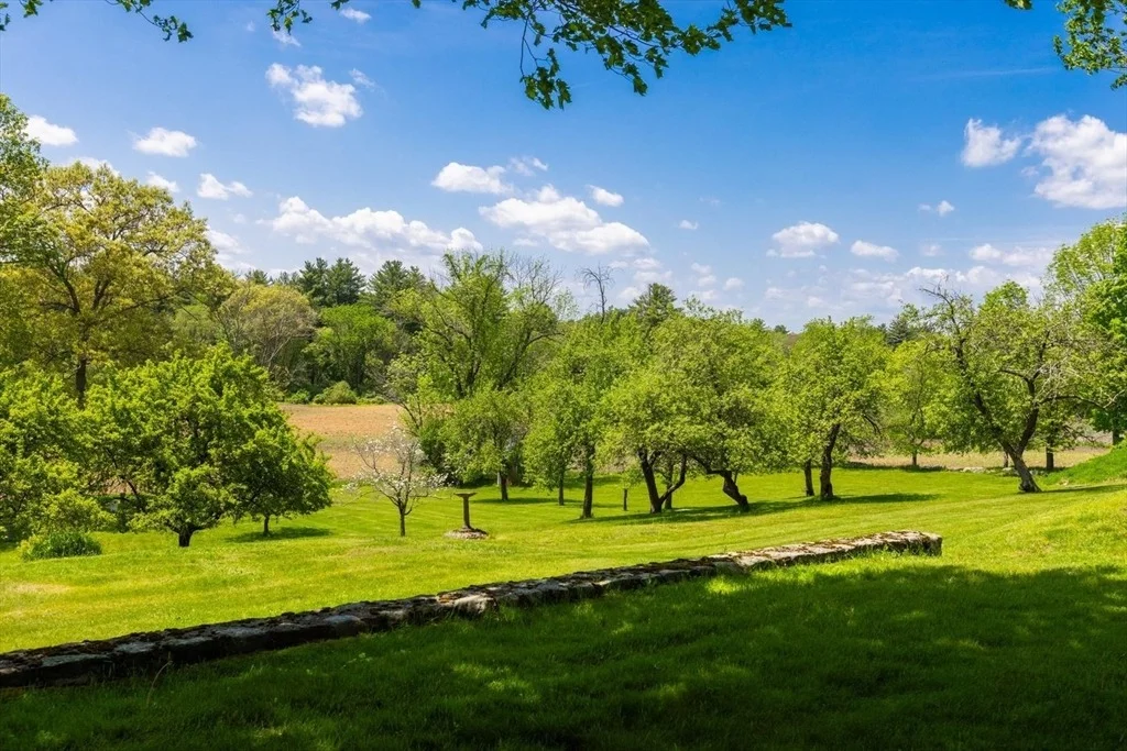 Photo of 82 River Rd