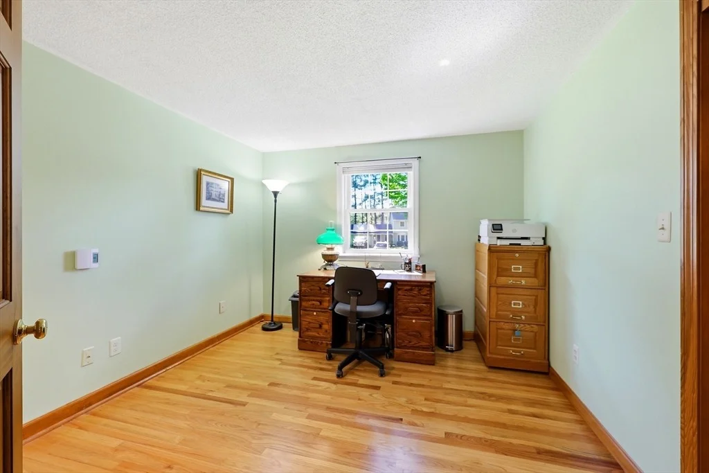Photo of 9 Meadowbrook Drive