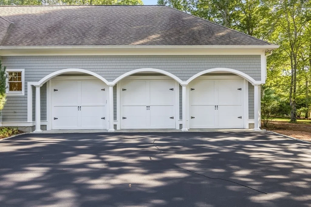 Photo of 15 Reflection Drive