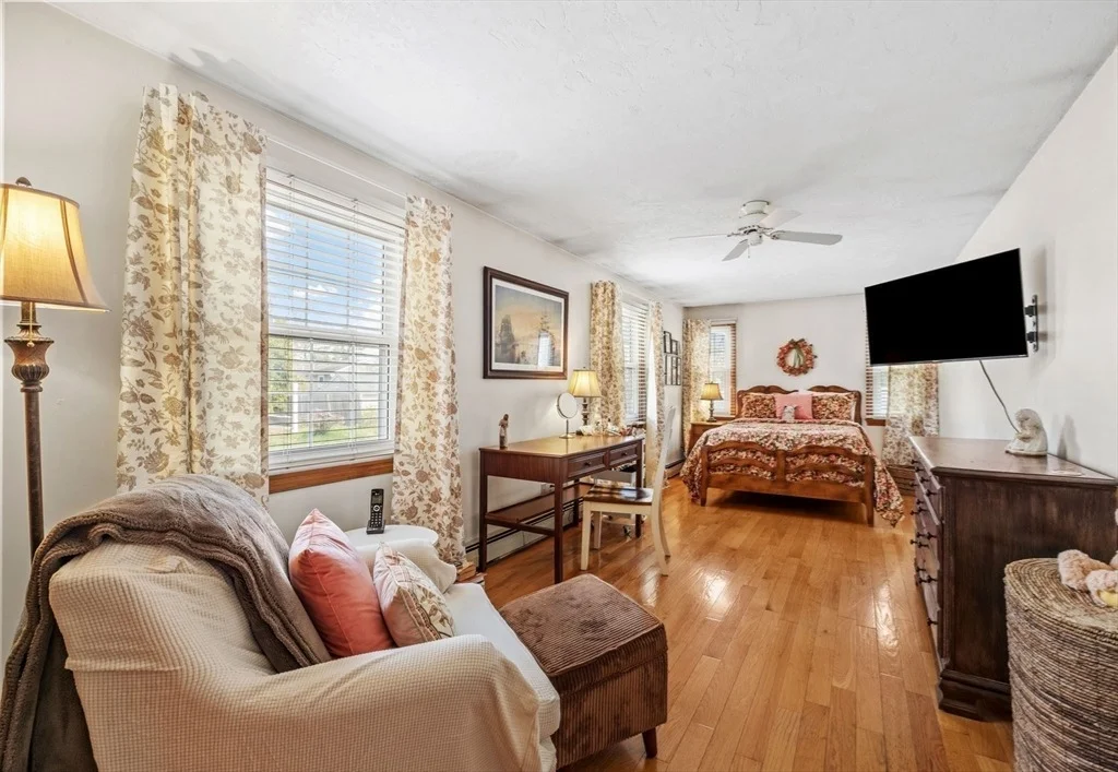 Photo of 25 Clover Ln