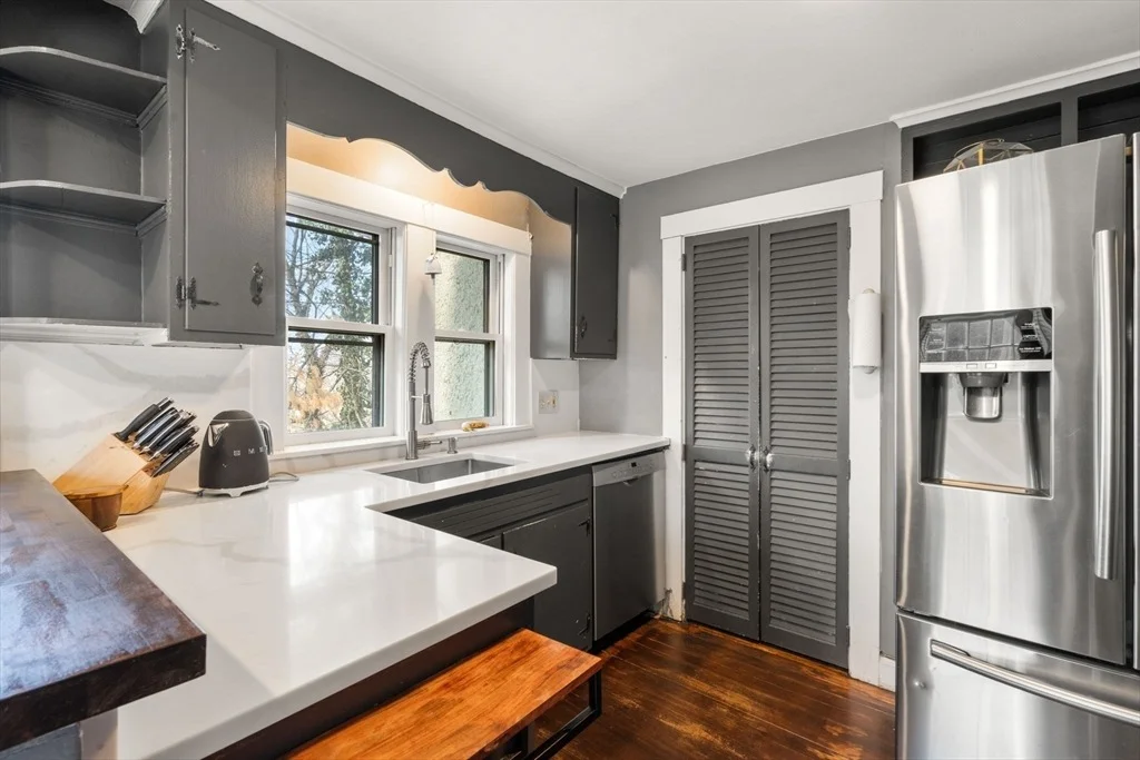 Photo of 12 Wareland Rd