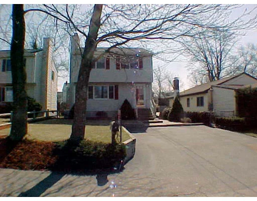 Photo of 15 Pine Hill Circle