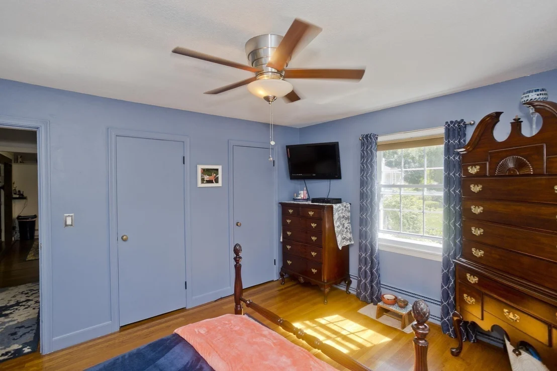 Photo of 65 Beauchamp Terr.