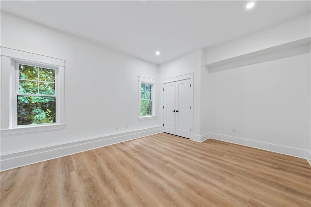 Photo of 74 Farwell St