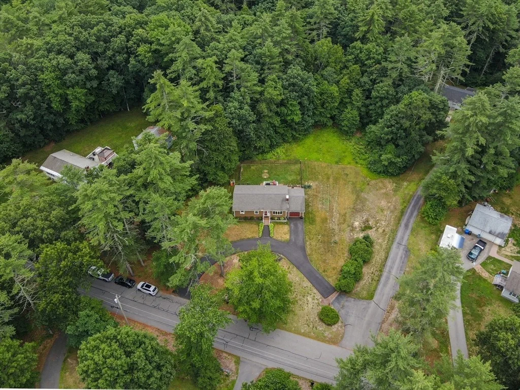 Photo of 142 Squannacook Rd