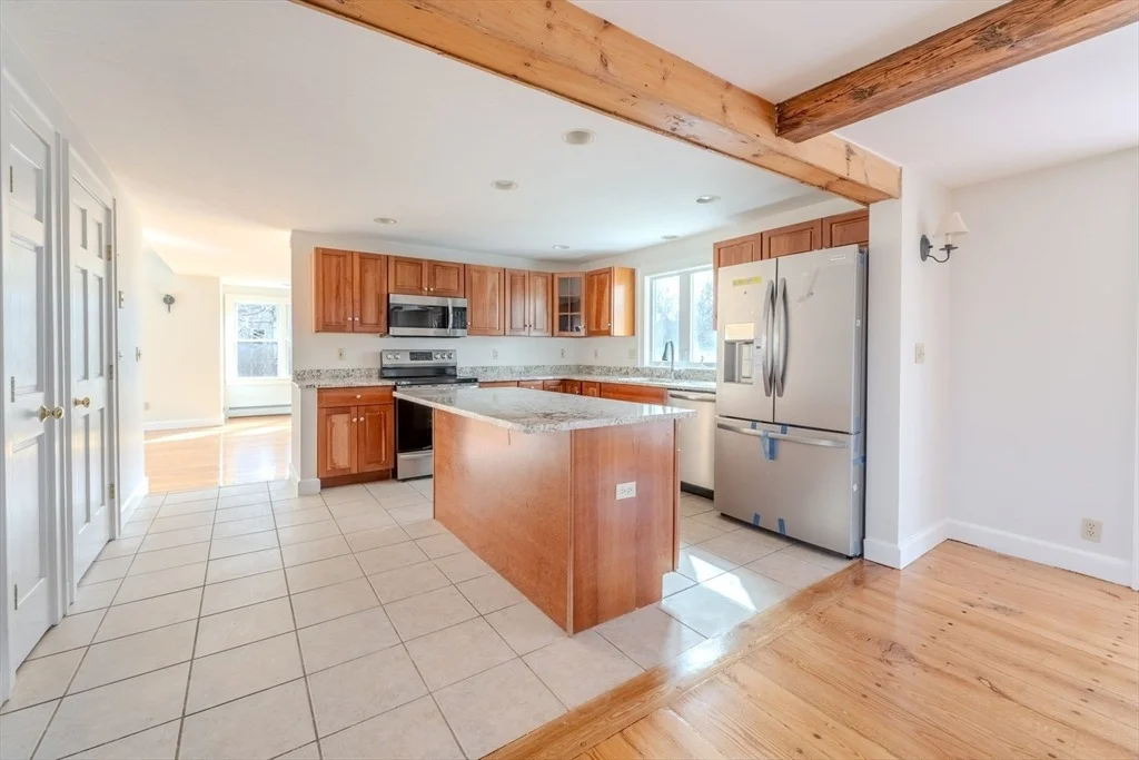 Photo of 563 Piper Rd