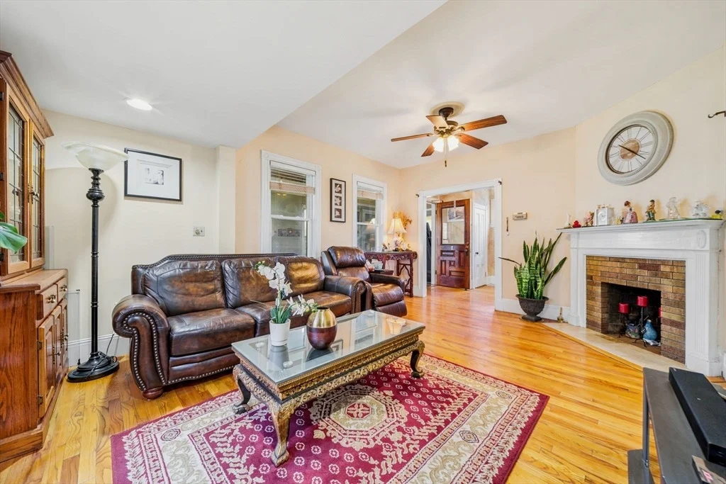 Photo of 75 Walker St